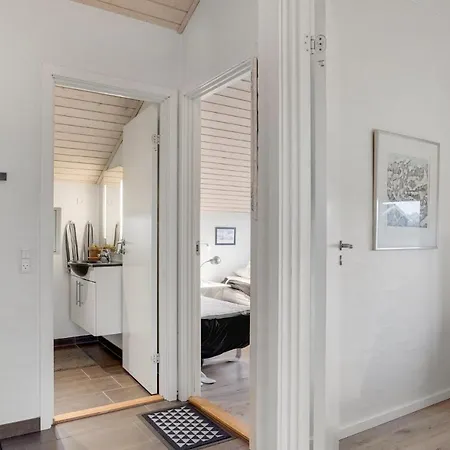 4 Bedroom Lovely In Vakantiehuis *