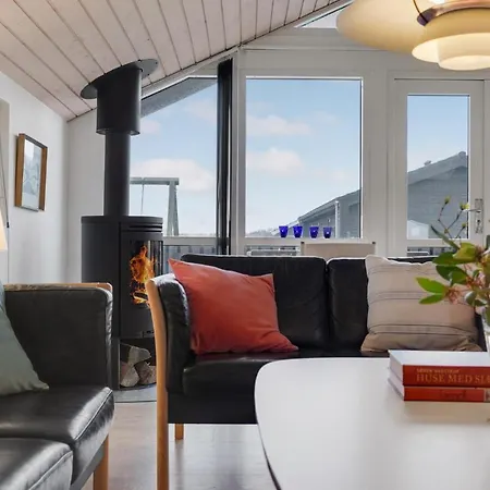 Belle Maison De 4 à *